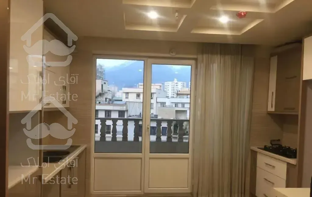 آپارتمان ۸۲ متری  / برج بنام