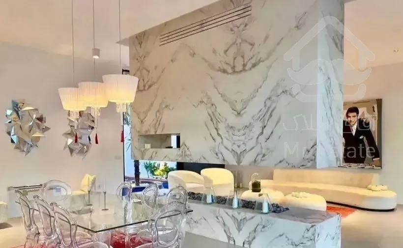 همکف مدرن استخردار۳۰۰متری/فول مبله/باصفادنج