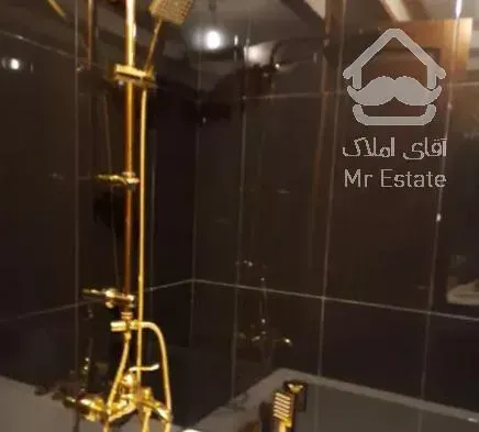 واحد 240 متری واقع در شهرک غرب