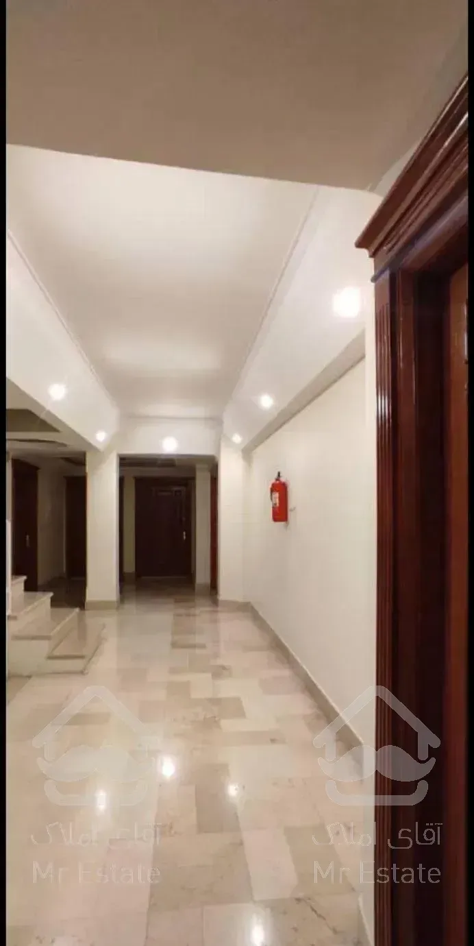 ۱۱۰ متر ویوودار در ازگل