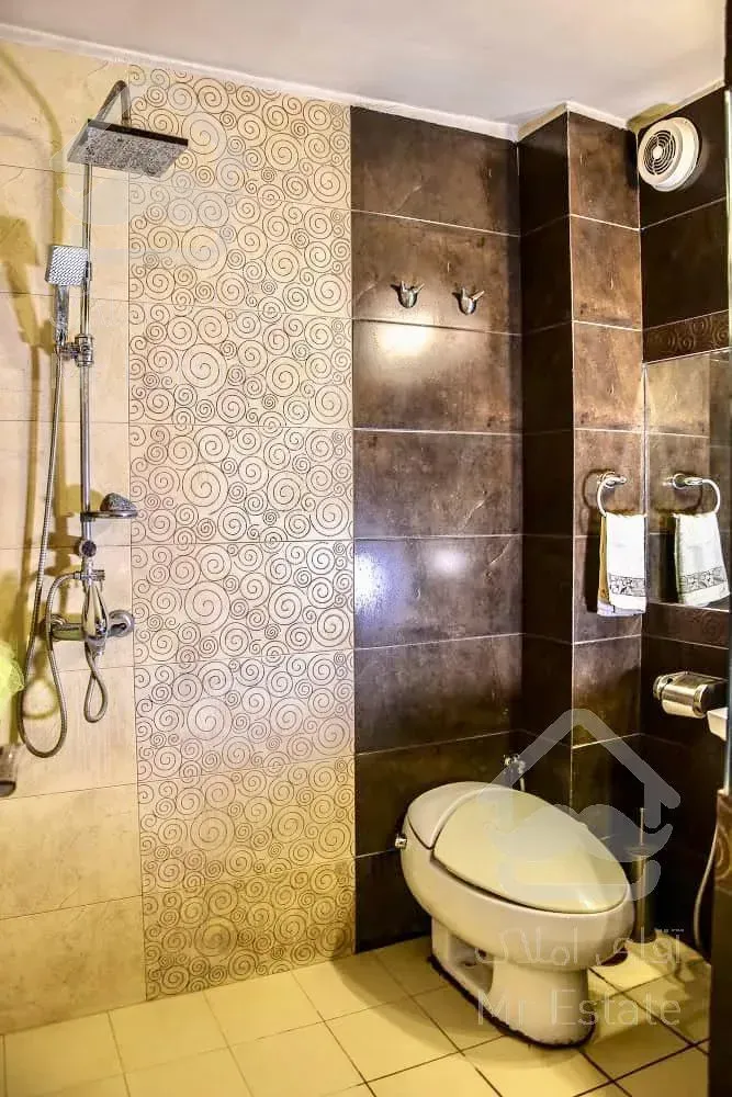 ۱۰۰متر آپارتمان مسکونی در سازمان برنامه