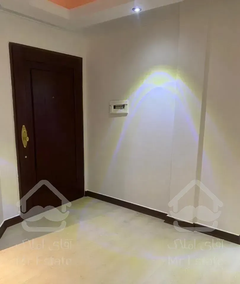 آپارتمان ۱۰۵ متری کامرانیه