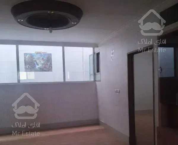 آپارتمان ۸۵ متری 1خوابه تمیز