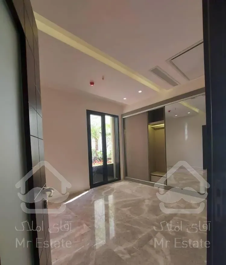 ۱۳۰ متر مدرن