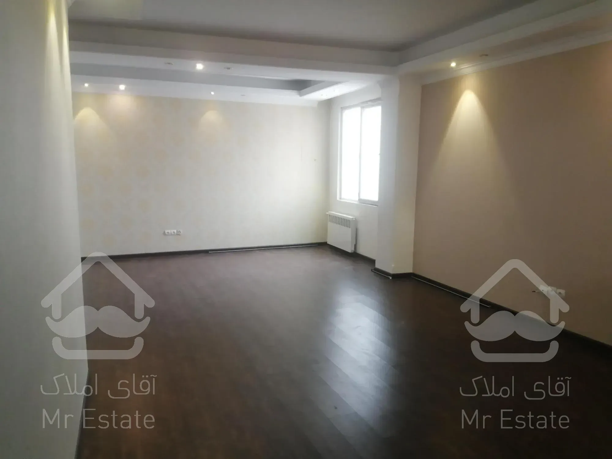 کاشانی بهنام ۹۵ متر فول امکانات تخلیه