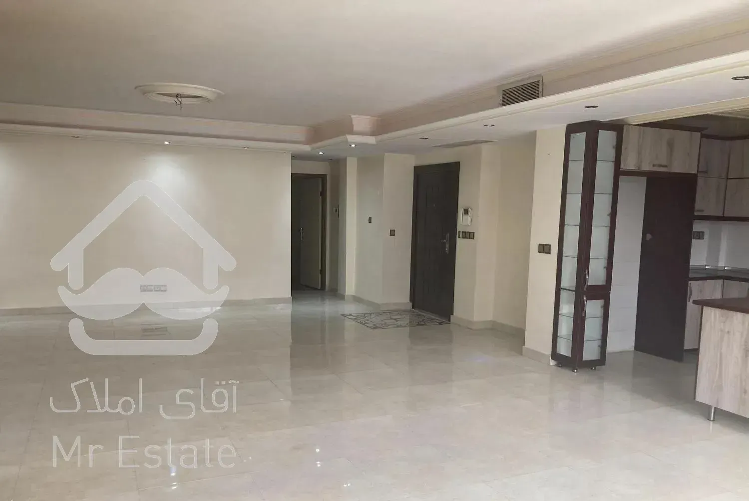 اپارتمان/135متری/3خواب مستر