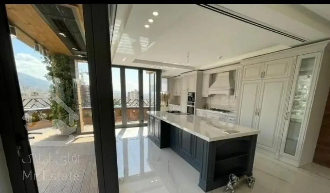 340متر // غربی بلوار 24متری(سازه برند)5پارکینگ فول