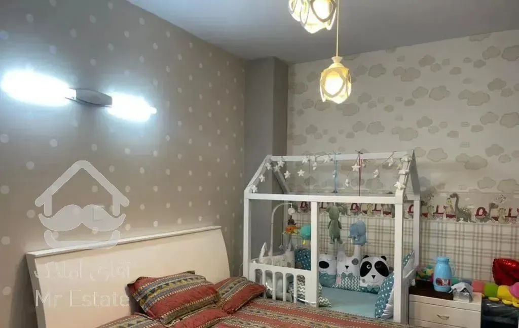 ۶۸ متر / غربی ها / سالن پرده خور