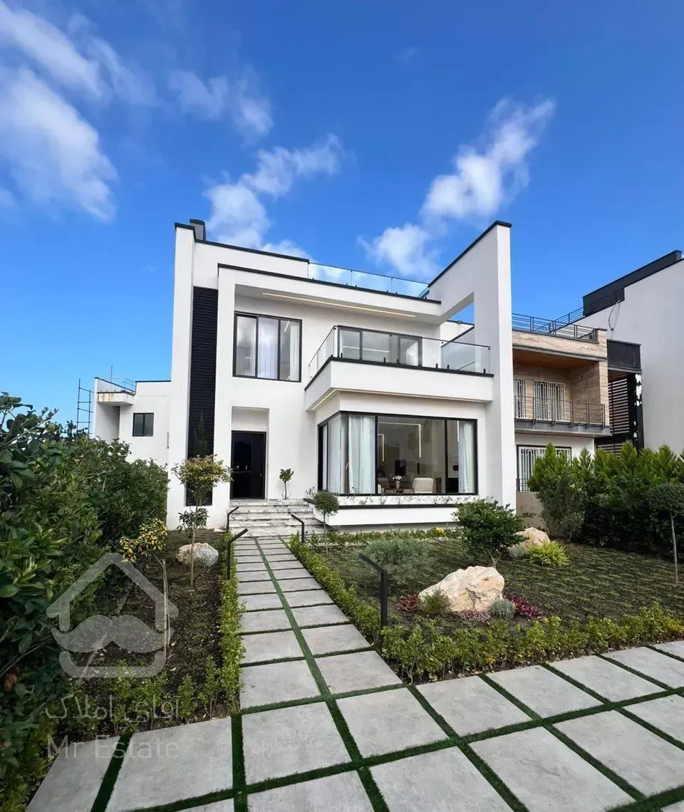 ویلا نوساز شهرک جنگلی استخرروی روف/فول فرنیش