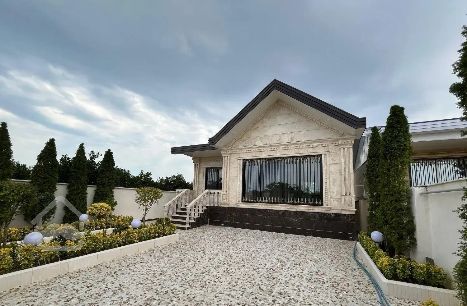 فروش ویلا خوش ساخت سنددار