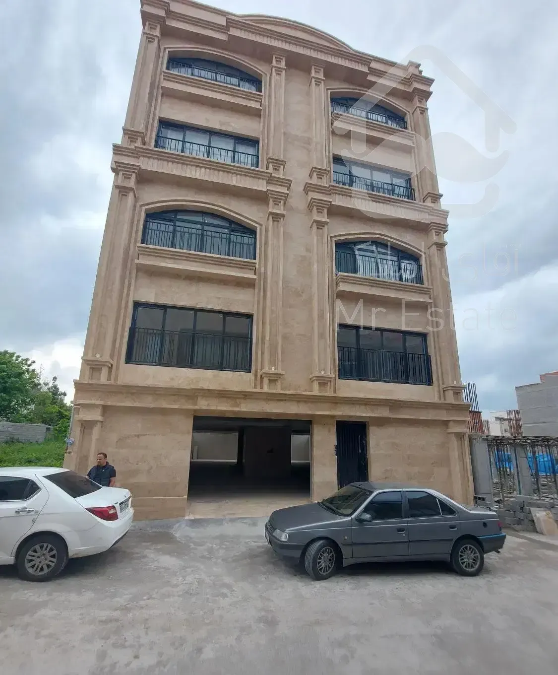 ۱۰۵متری طبقه اول نوساخت سندتکبرگ مالکیت خوش ساخت