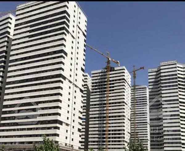 فروشى  دوخواب ١٠٦ متر چیتگر