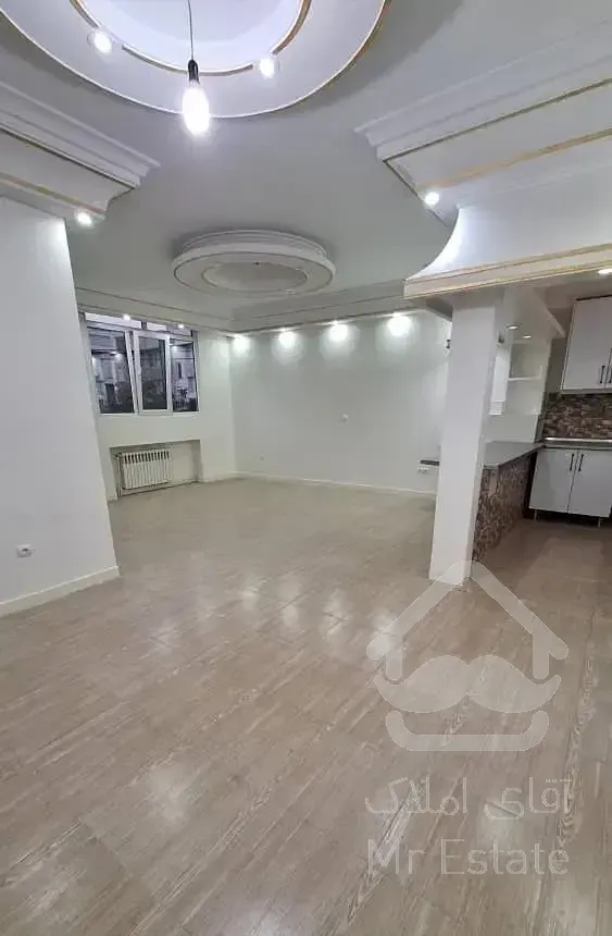 110متر 2 خواب طبقه1 کوچه بنفشه