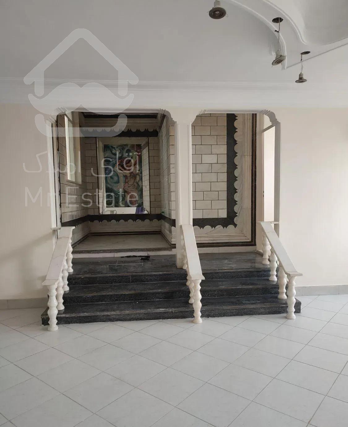 آپارتمان ۲۰۰ متر میدان گلها