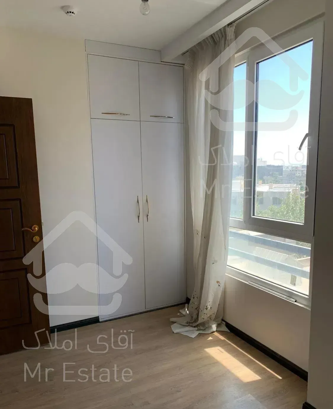 ١٦٠ متر/تکواحدى/شیخ بهائى/ویو باغ