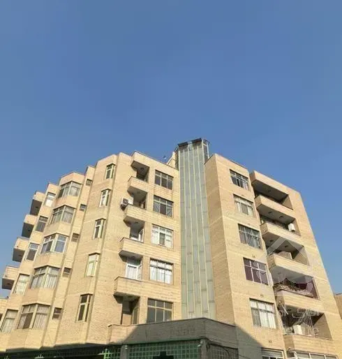 ۳واحد آپارتمان ۵۰متری طبقه ۳ام اداری مسکونی ونک