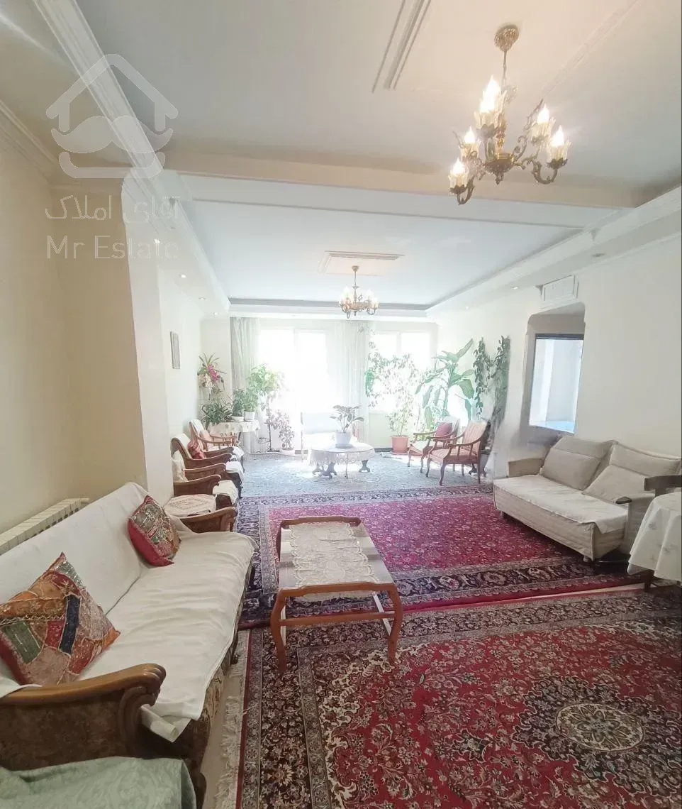 ۹۰متر/سالن پرده خور/واحد اکواریوم/اگهی واقعی