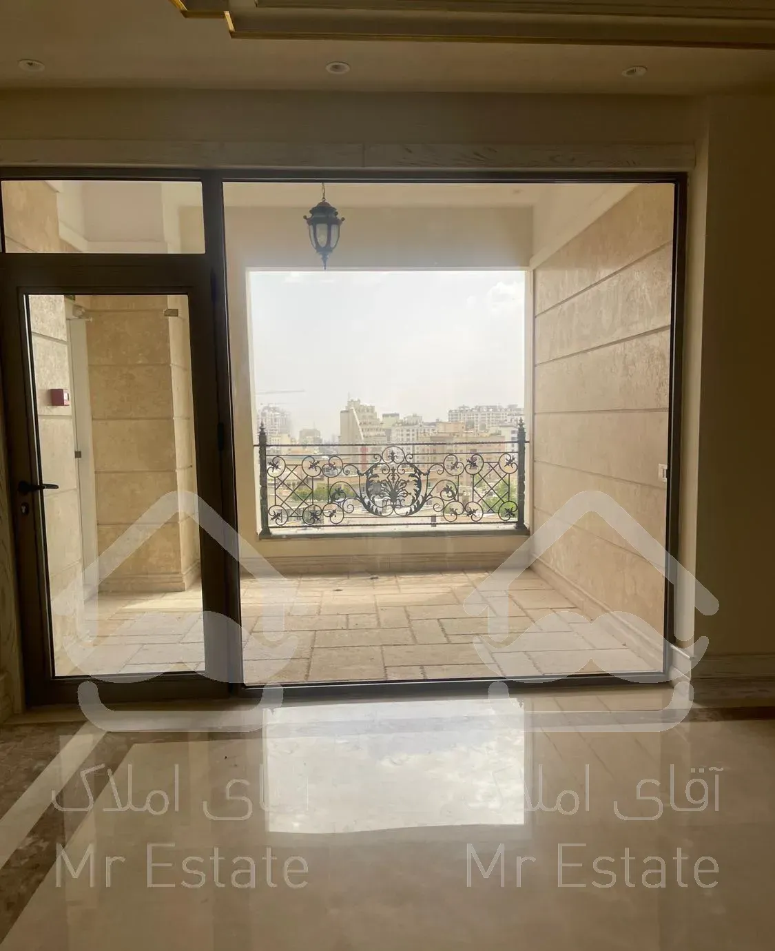 ۳۲۰ متر ( نوساز )