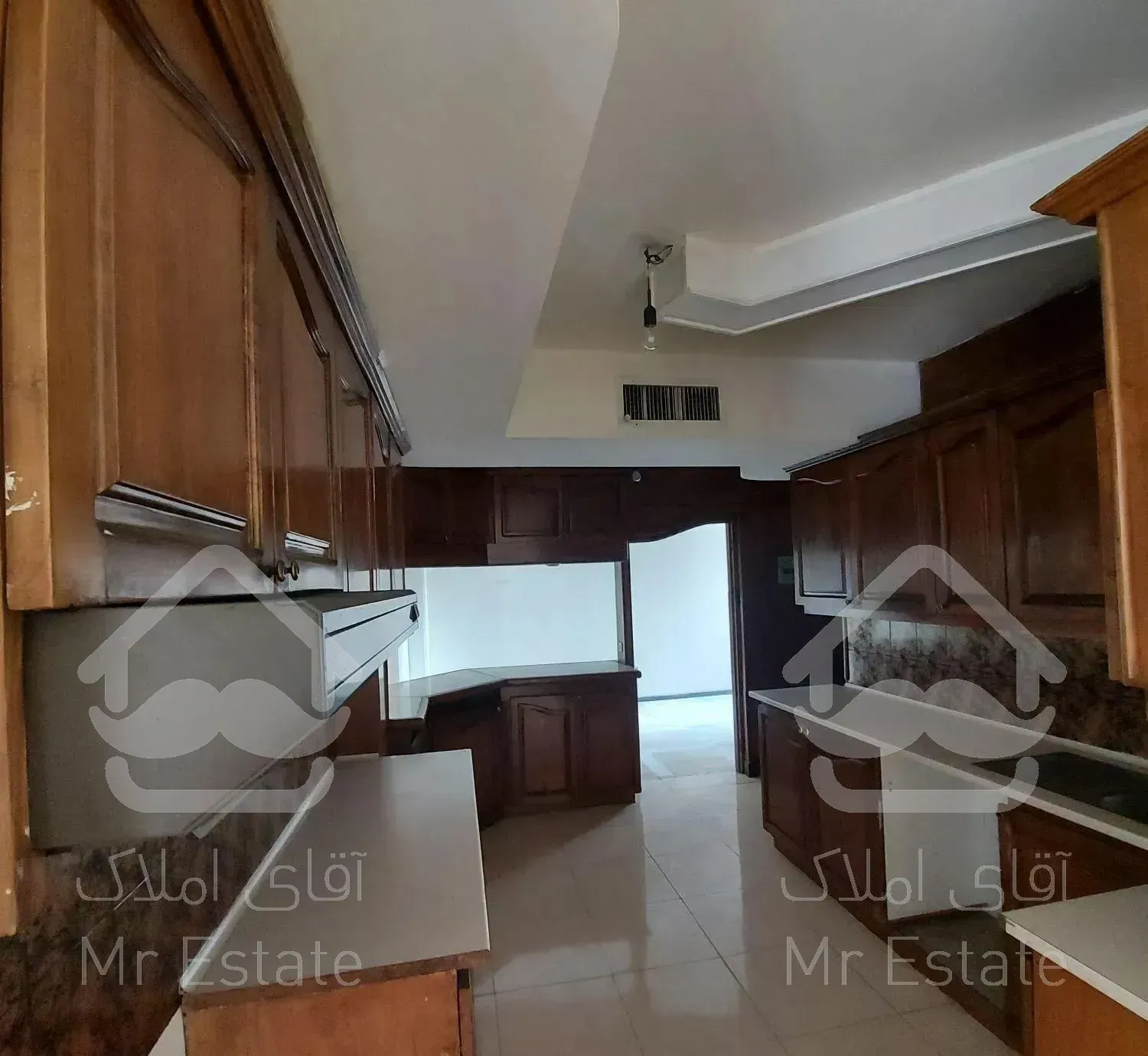 نیاوران فرمانیه ۳ سه خوابه ۱۵۰ متری رهن و اجاره