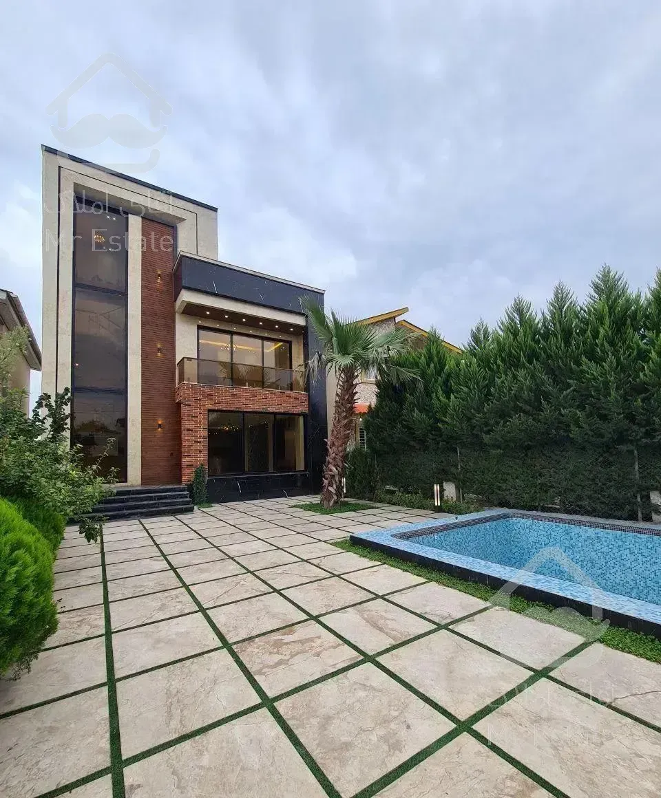 ویلا ۳۰۰مترزمین،استخر،پلاک ۱جنگل،خوش آب و هوا