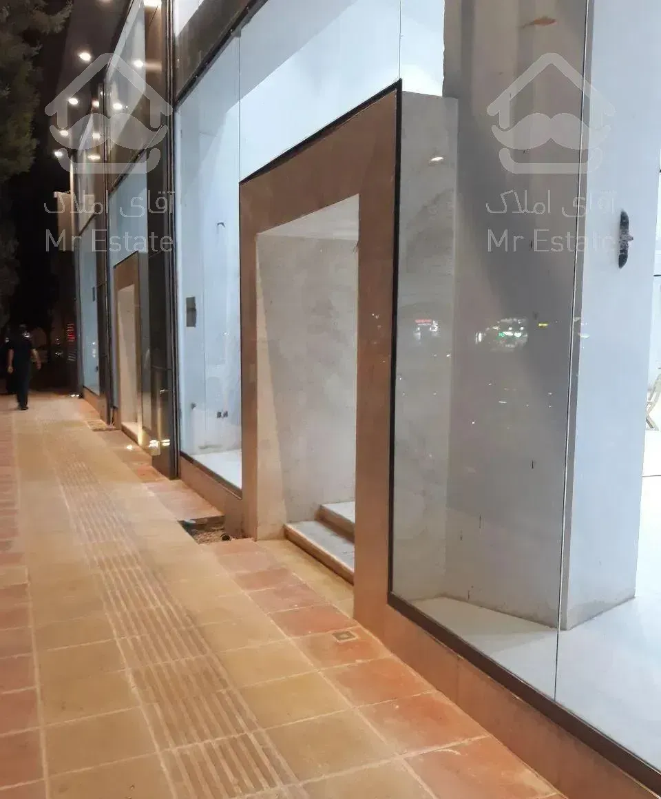 190متر تجاری داخل گذراصلی فردوس شرق