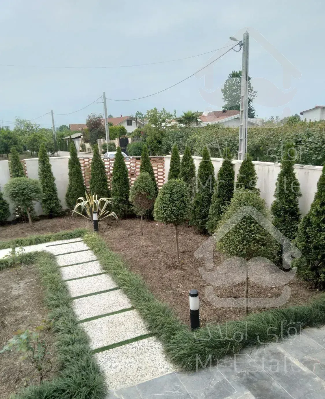 ۲۲۴ متر ویلا مدرن نوساز با ویو 360 درجه