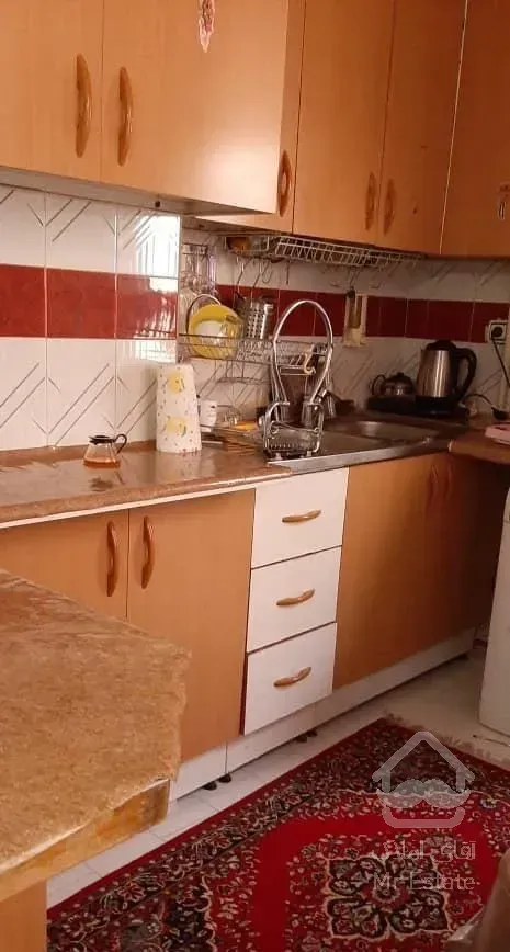 فروش آپارتمان ۵۰ متری ۱ خوابه طبقه ۴ در بازار