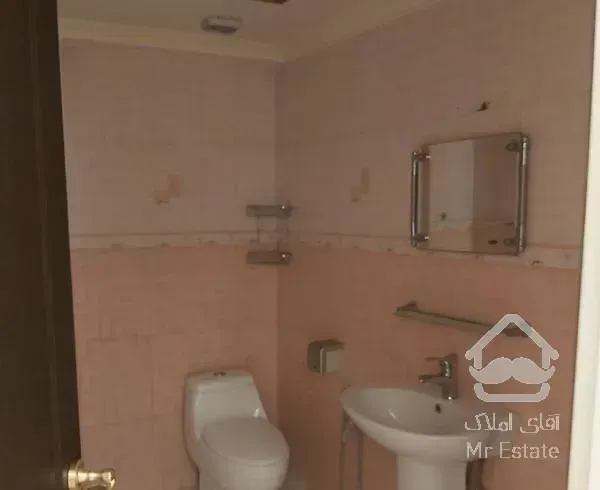 آپارتمان ۱۰۰ متر دو خوابه با کلیه امکانات