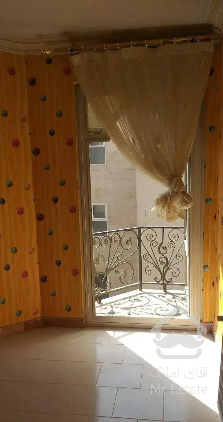 آپارتمان ۱۰۰متر در نیروهوایی