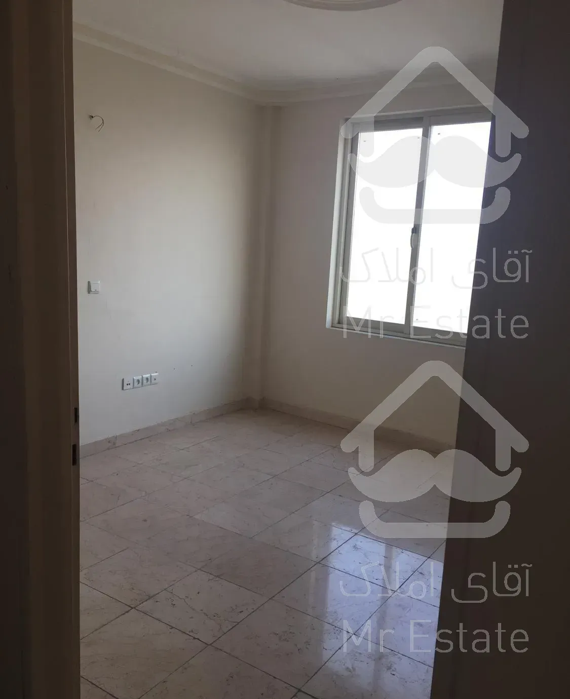 آپارتمان ۱۰۰ متری