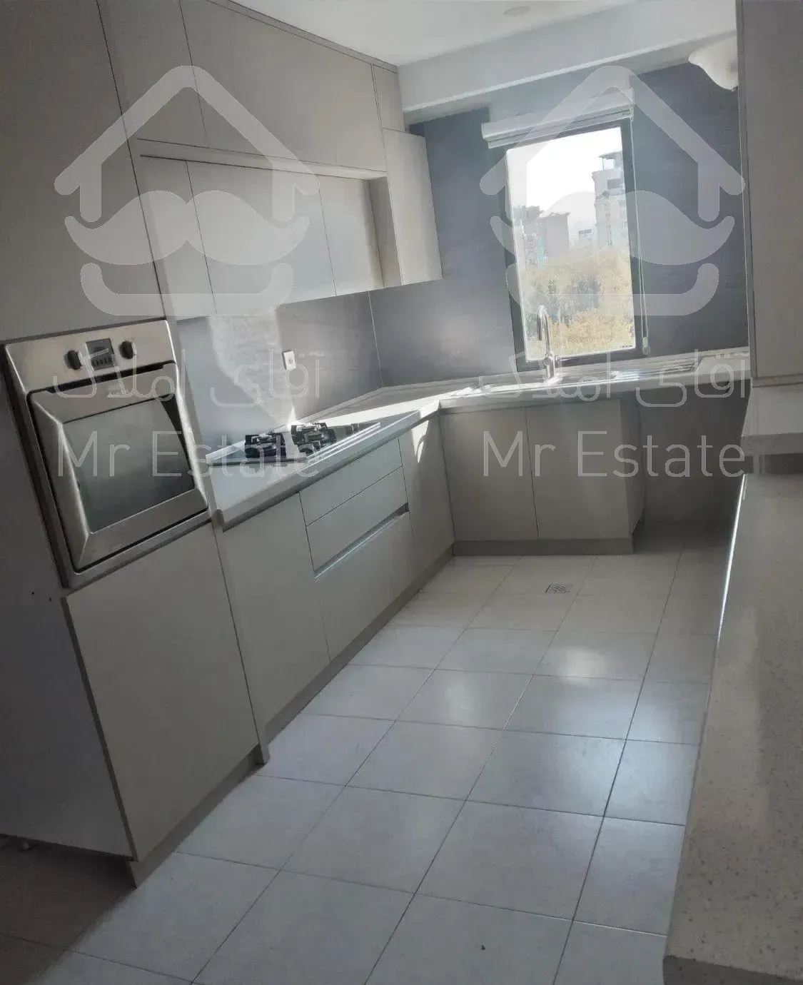 اجاره ۱۴۷ متر در برج کامرانیه