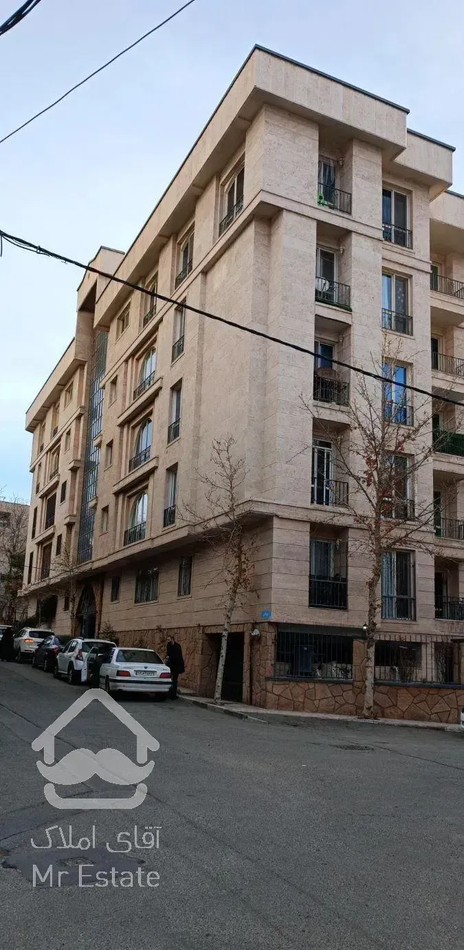 ازگل،لوکیشن عالی 3 نبش،2 خوابه 117 متری