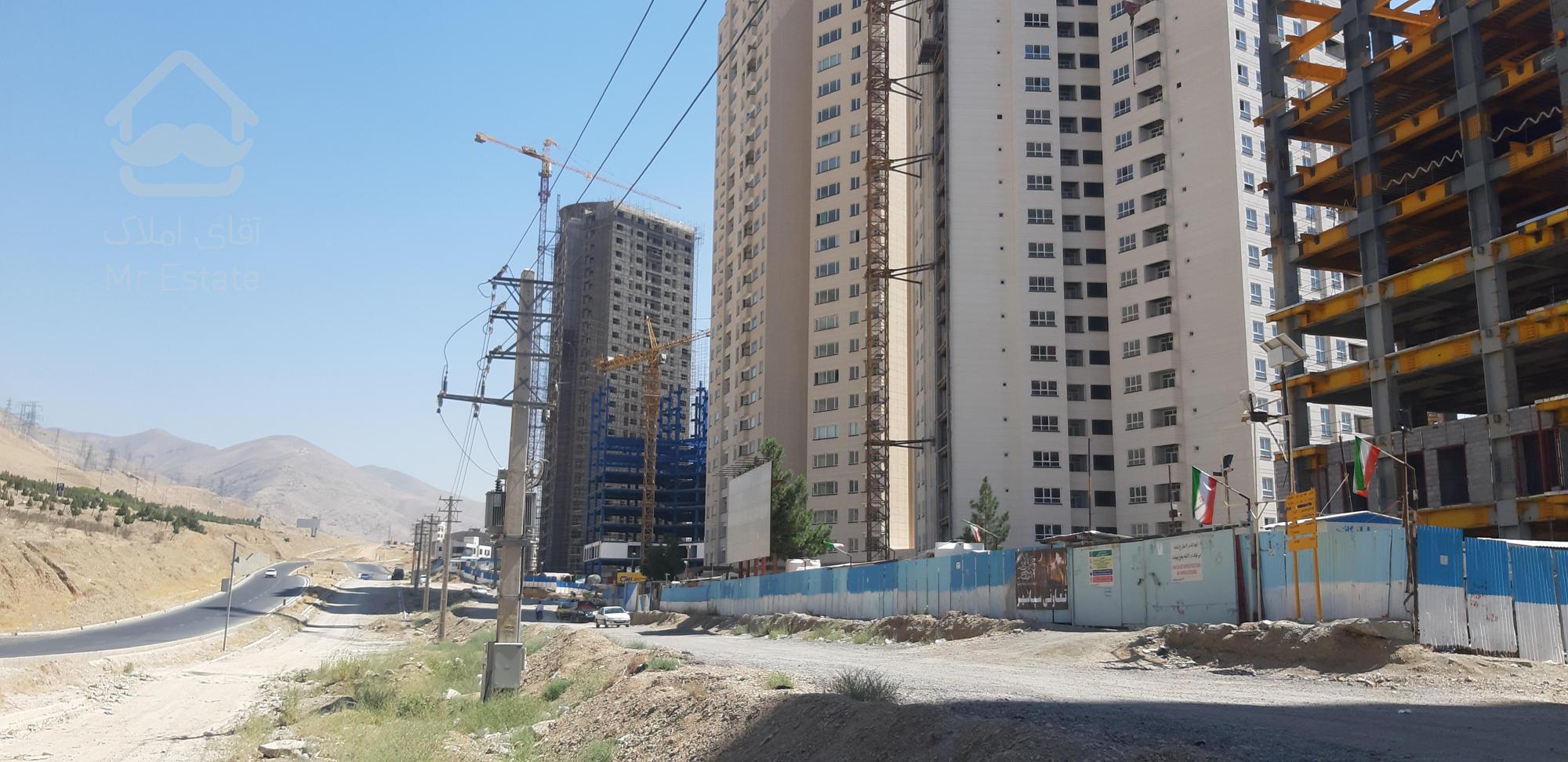 پیش فروش آپارتمان در منطقه ۲۲چیتگر