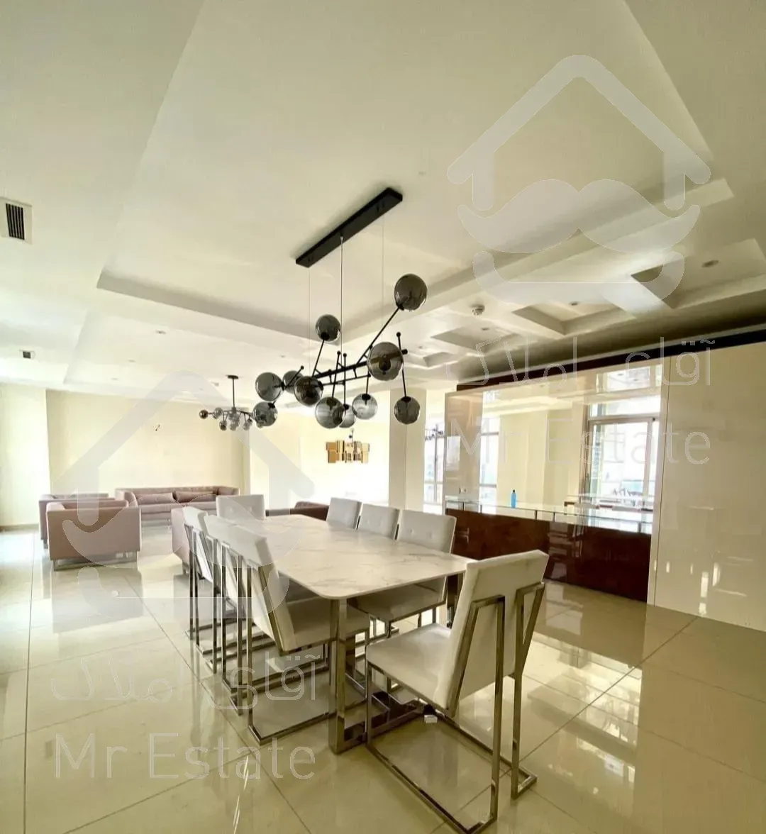 ۲۲۰ متر ۳خواب فول مشاعات لوکیشن تاپ