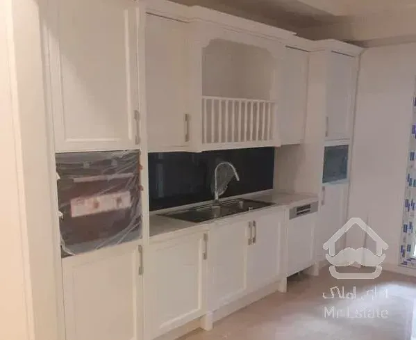 آپارتمان 200 متری فرمانیه کامرانیه شمالی