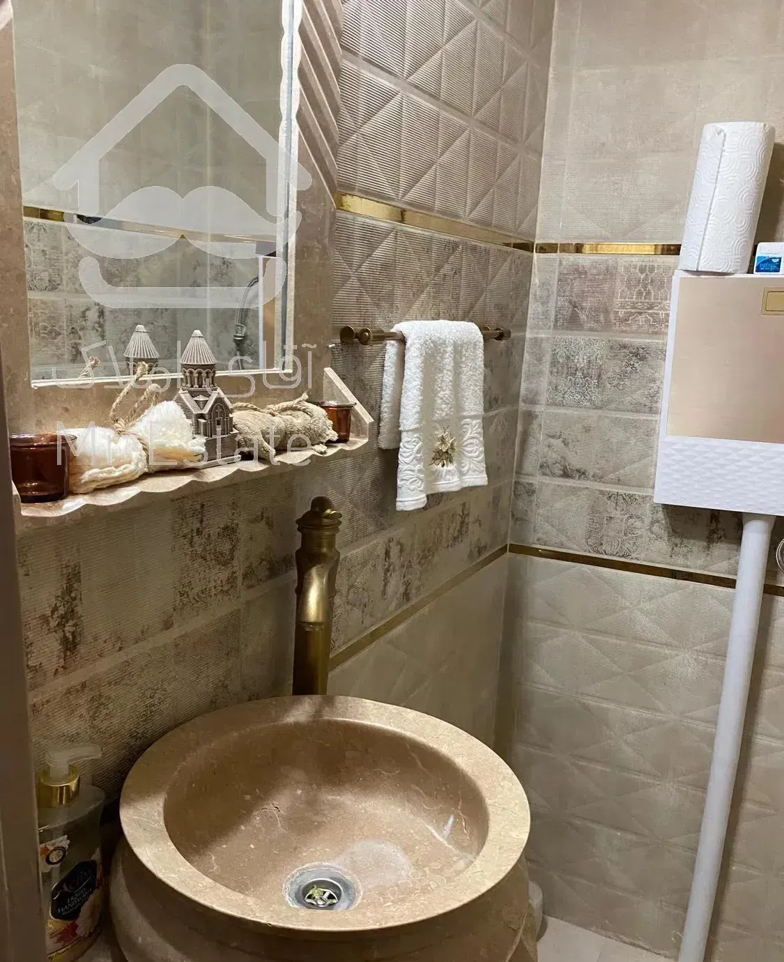 آپارتمان۹۲متری/۲خ/فول/۹سال/بدون نقص