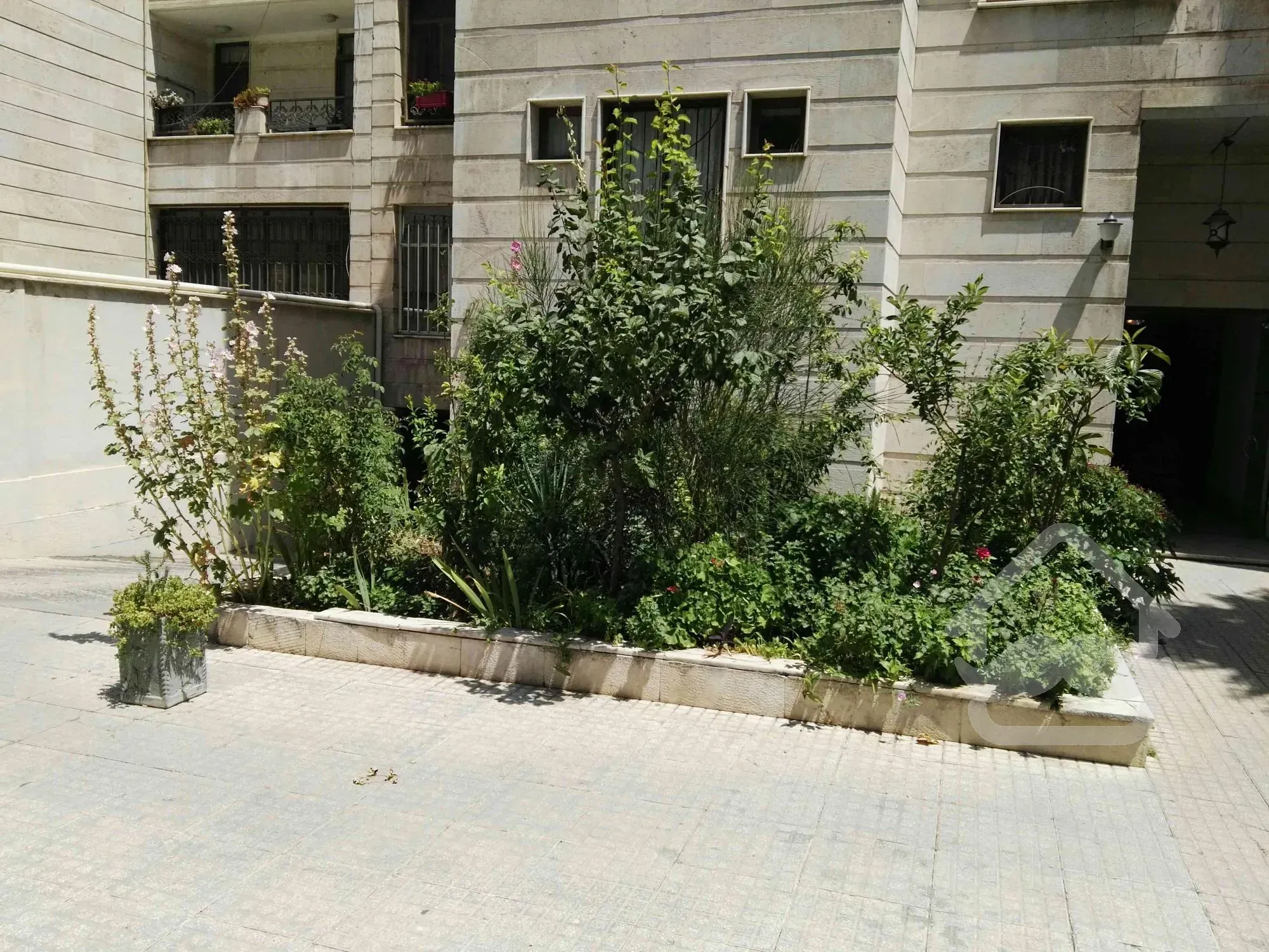 اجاره آپارتمان ۷۵ متری کاشانی گلها 