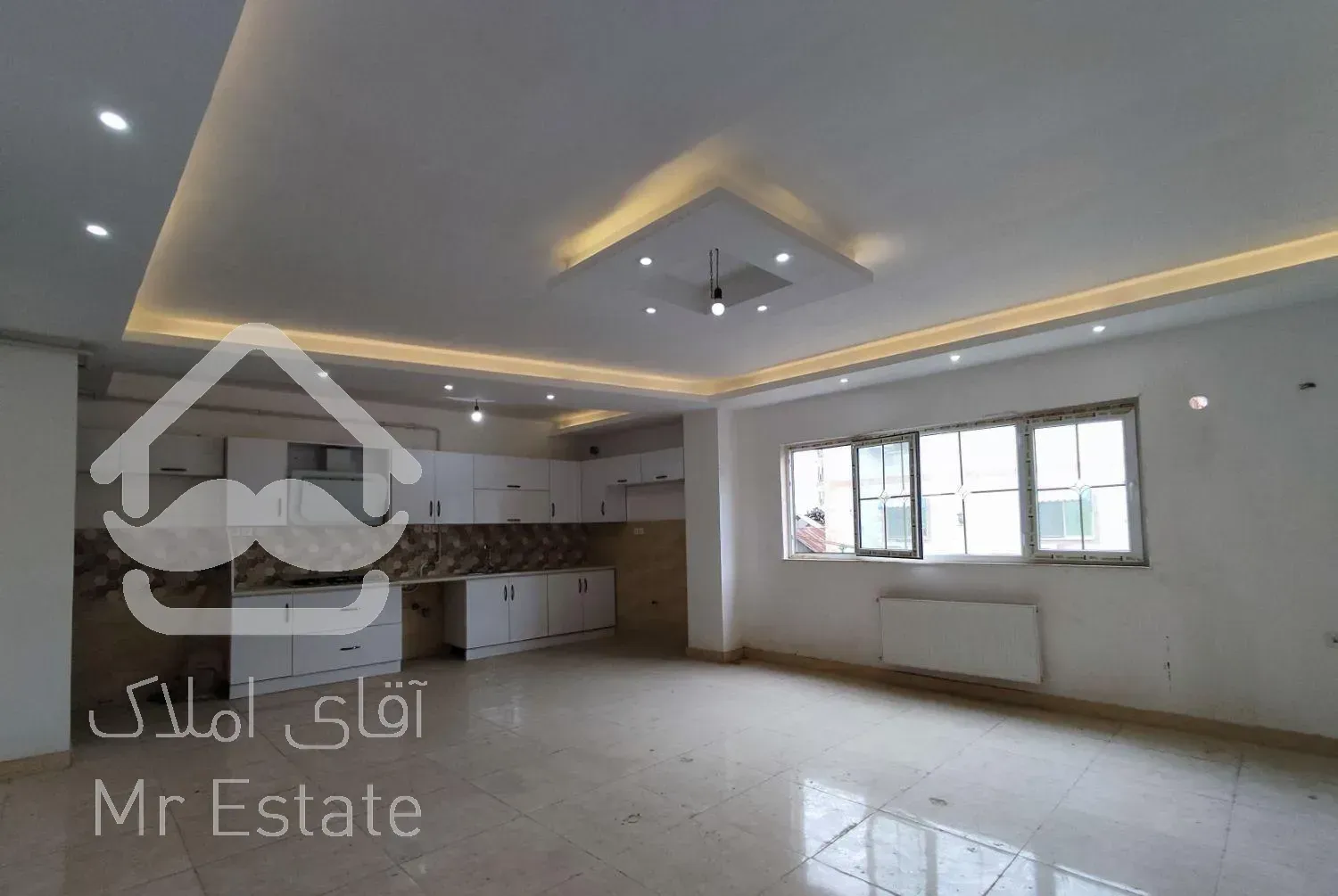 فروش آپارتمان نوساز ۹۸متری در خیابان امام خمینی