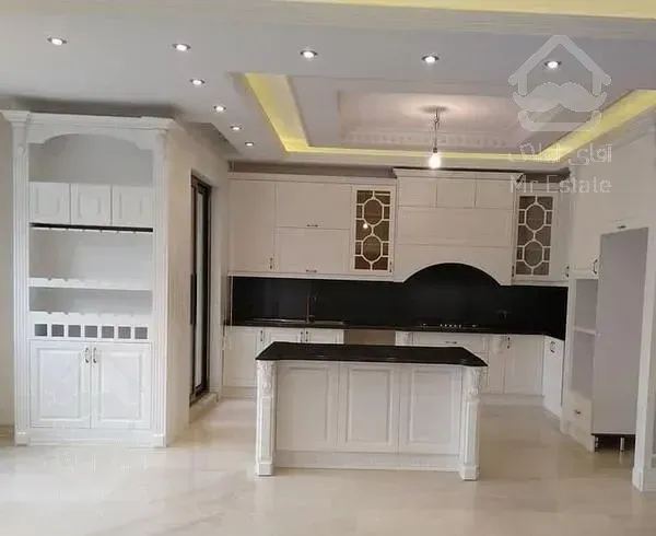 195متر/تکواحدی/اوایل ارشاد/خوش نقشه