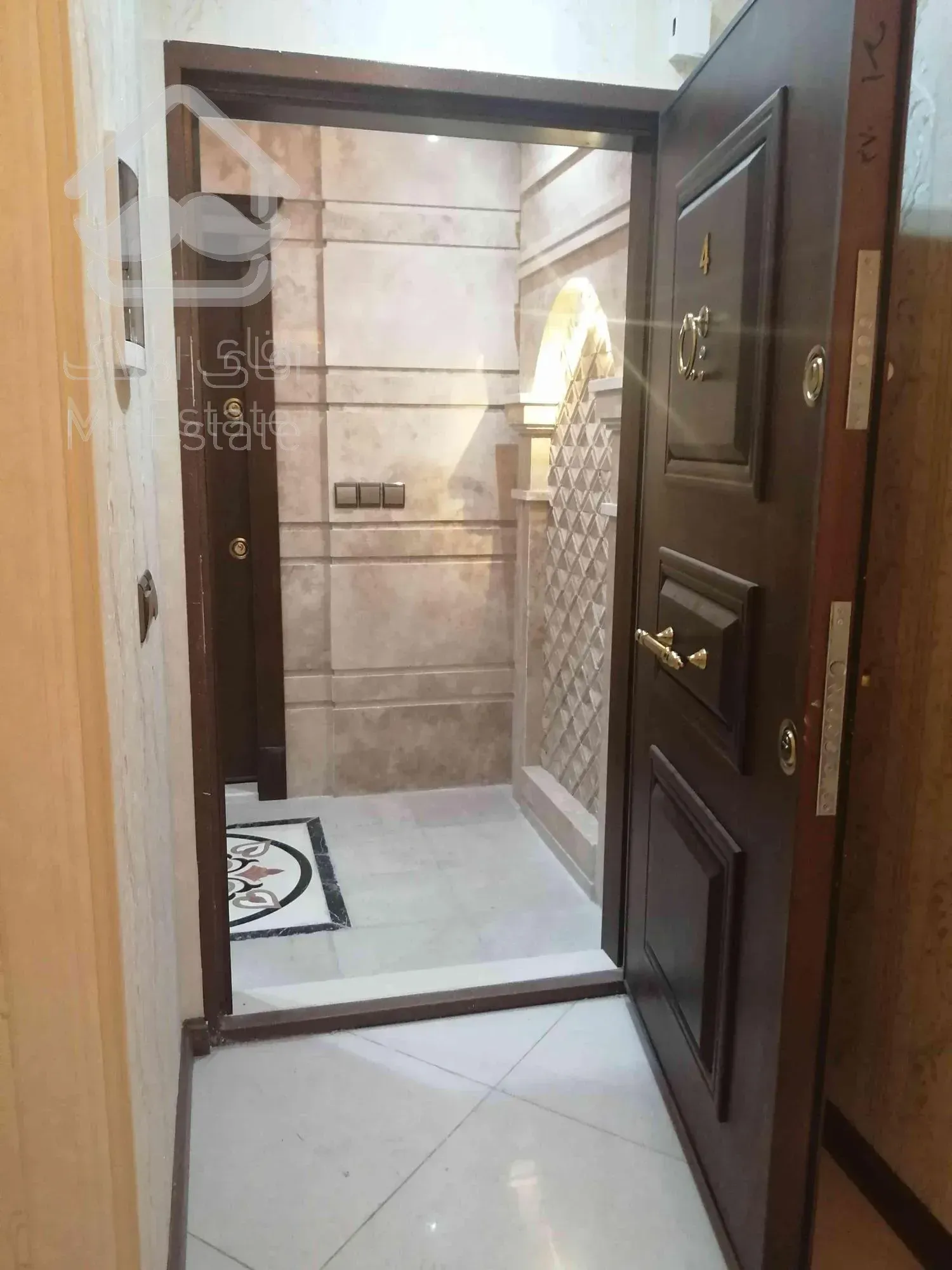 فروش واحد 84متری دوخوابه فردوس شرق