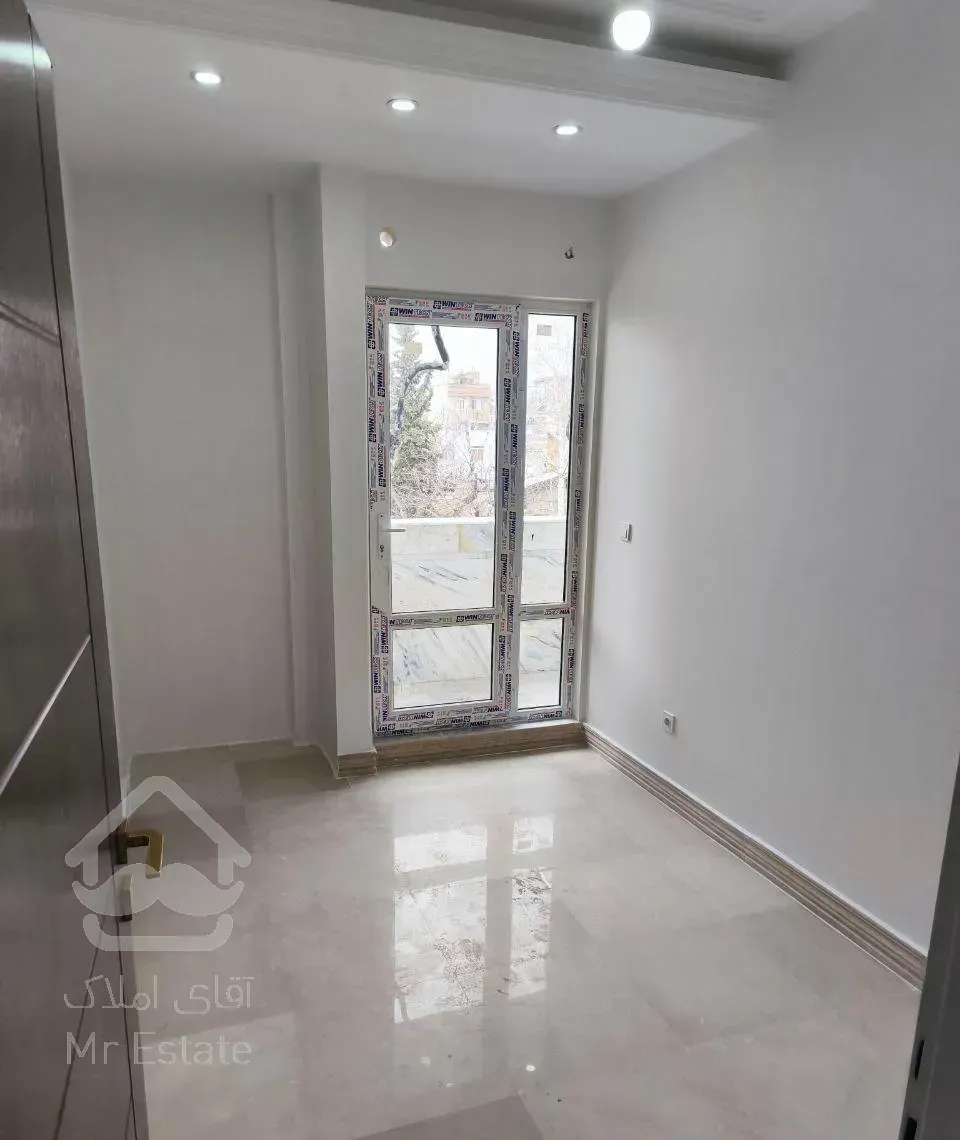 فروش آپارتمان ۱۳۰ متری ۳ خوابه