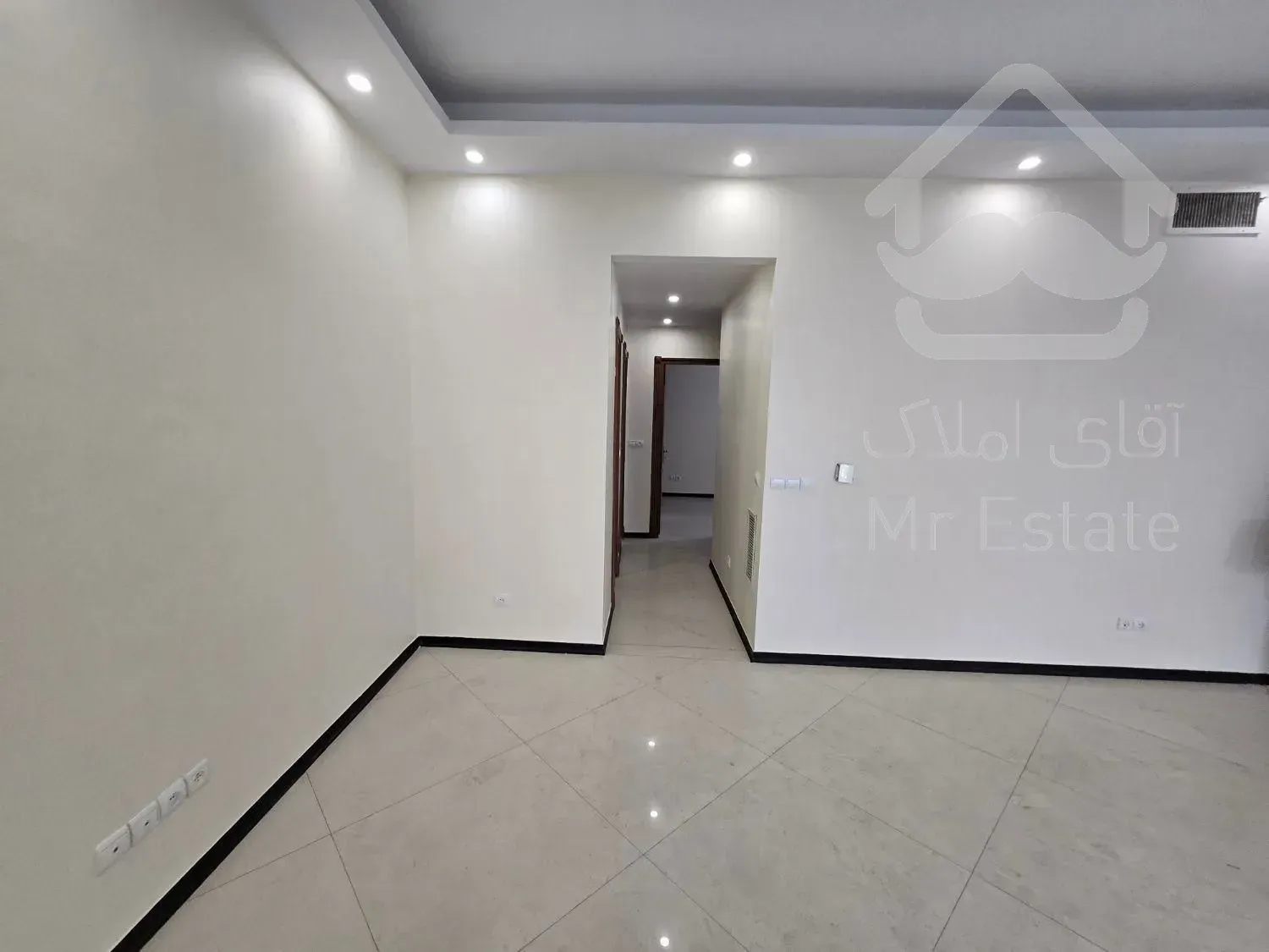 ۱۲۴متر بلوار سرو*م کاج*جای پارک مناسب*فول امکانات