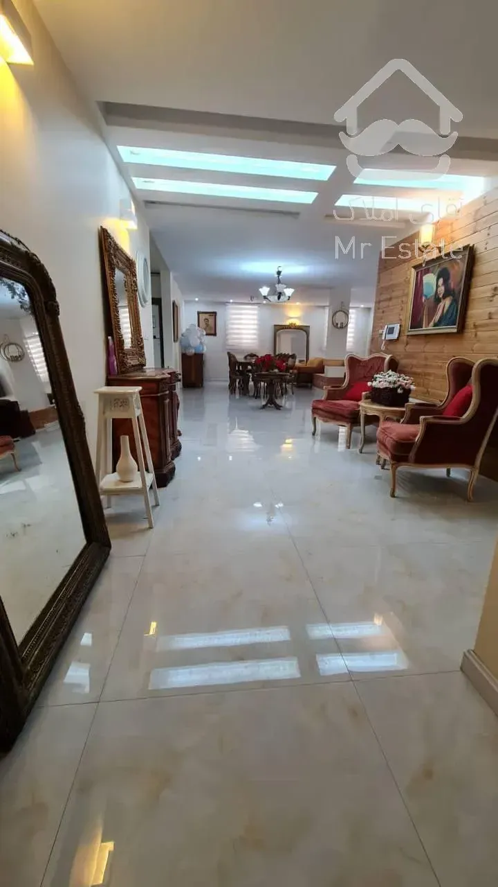 ويلا دربست شهرك غرب٦٥٠متر