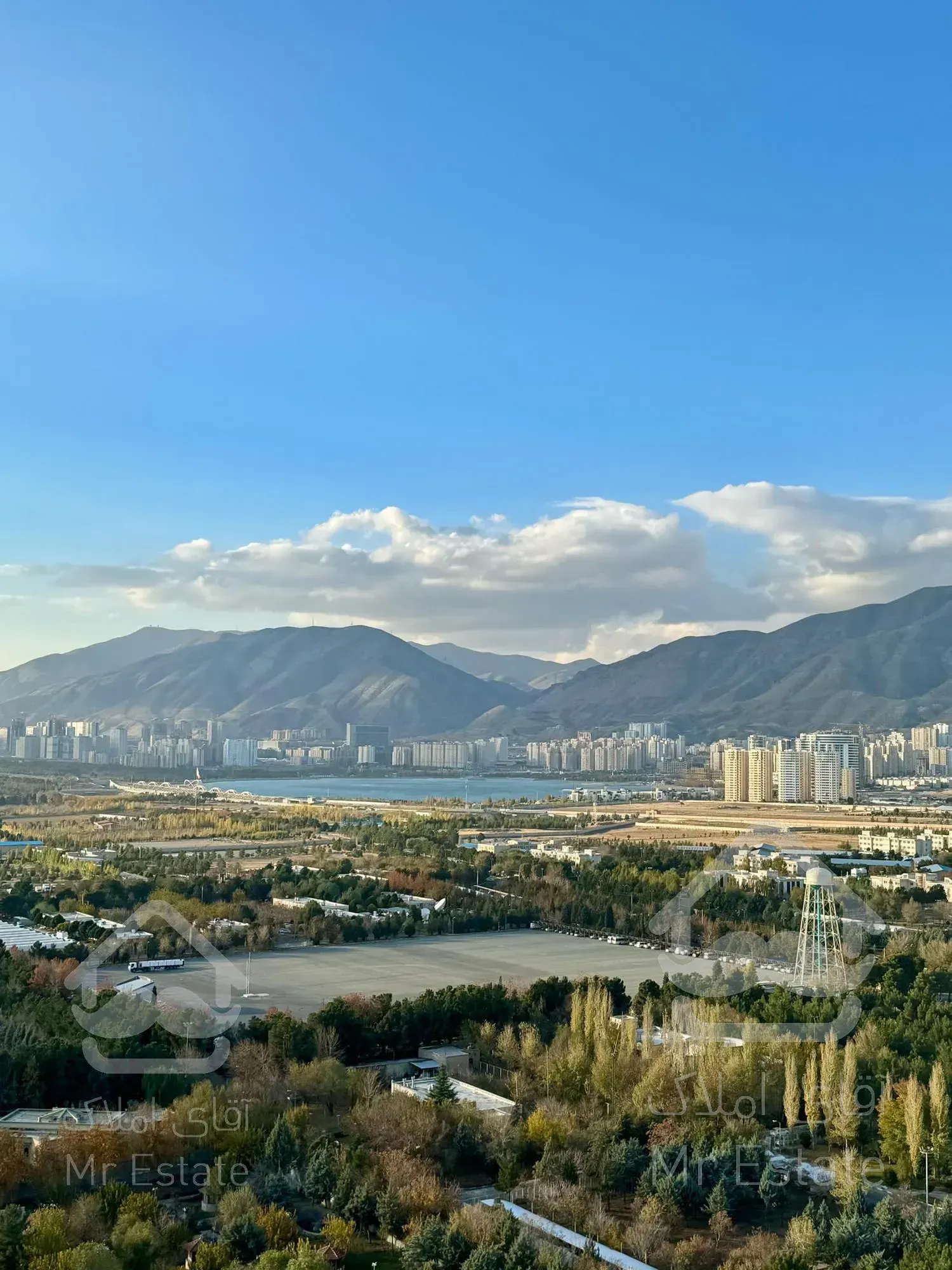 ۲۲۰ متر ۳ خواب ویو دریاچه ابدی