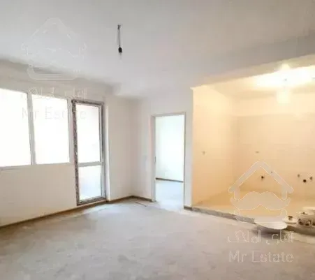 آپارتمان دوخوابه بدون نصبیات بَرخیابان فازسه سهند تبریز