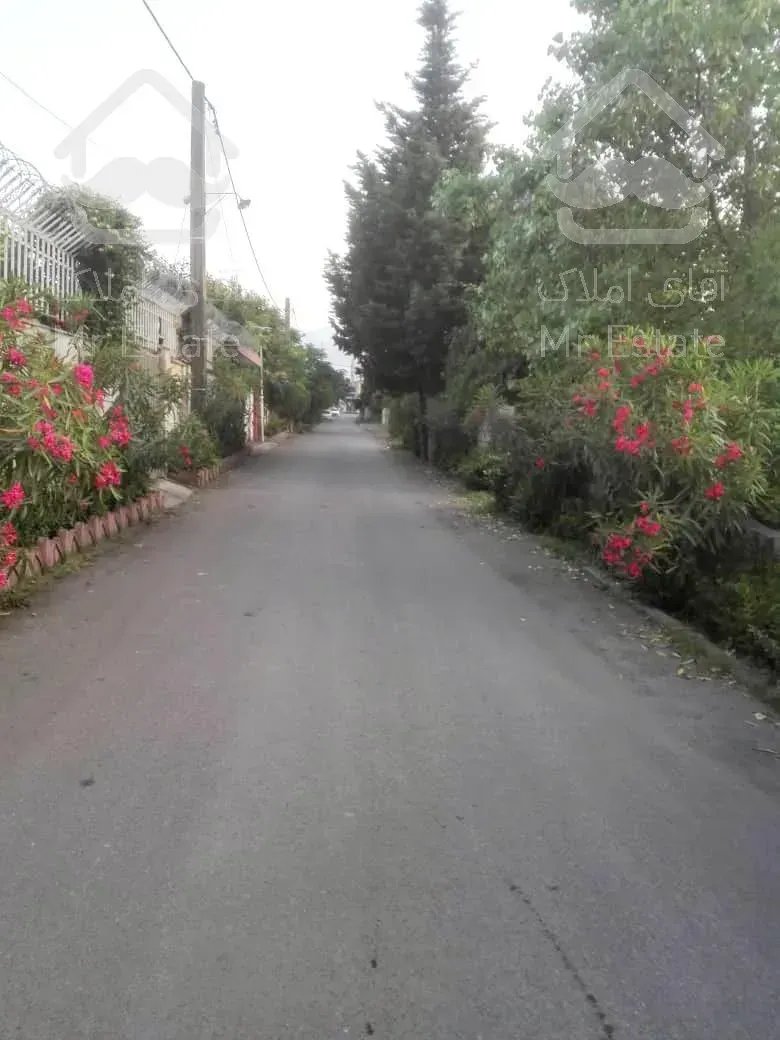 زمین مسکونی 335 متری