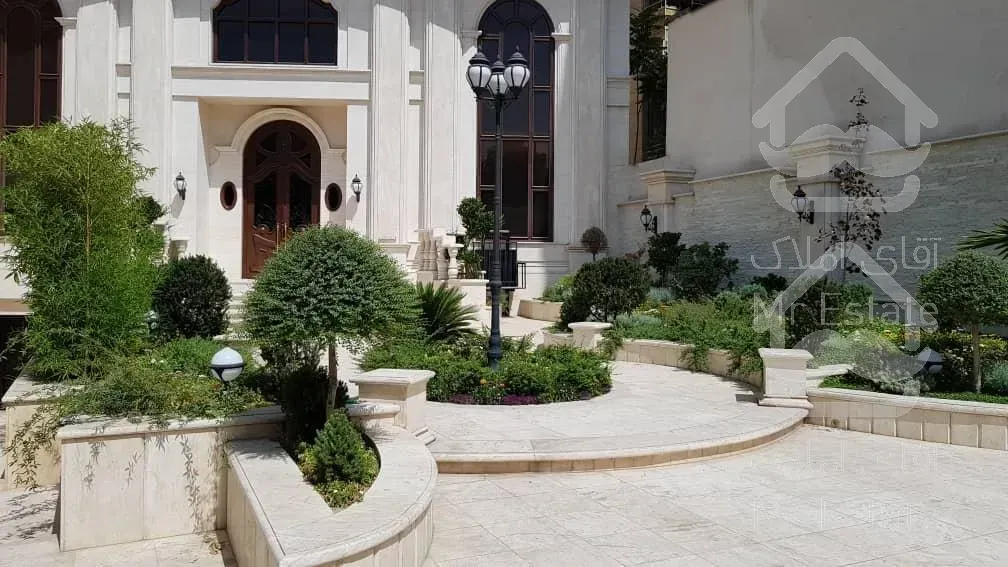 رهن و اجاره 210 متر دیباجی