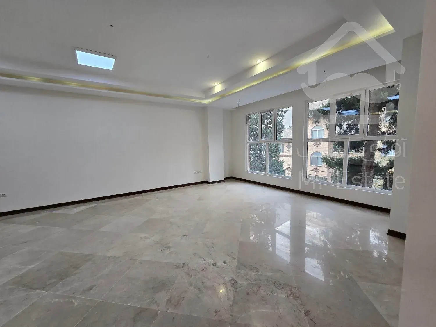 125مترسعادت آباد *براصلی*تابلوخور*مناسب همه مشاغل