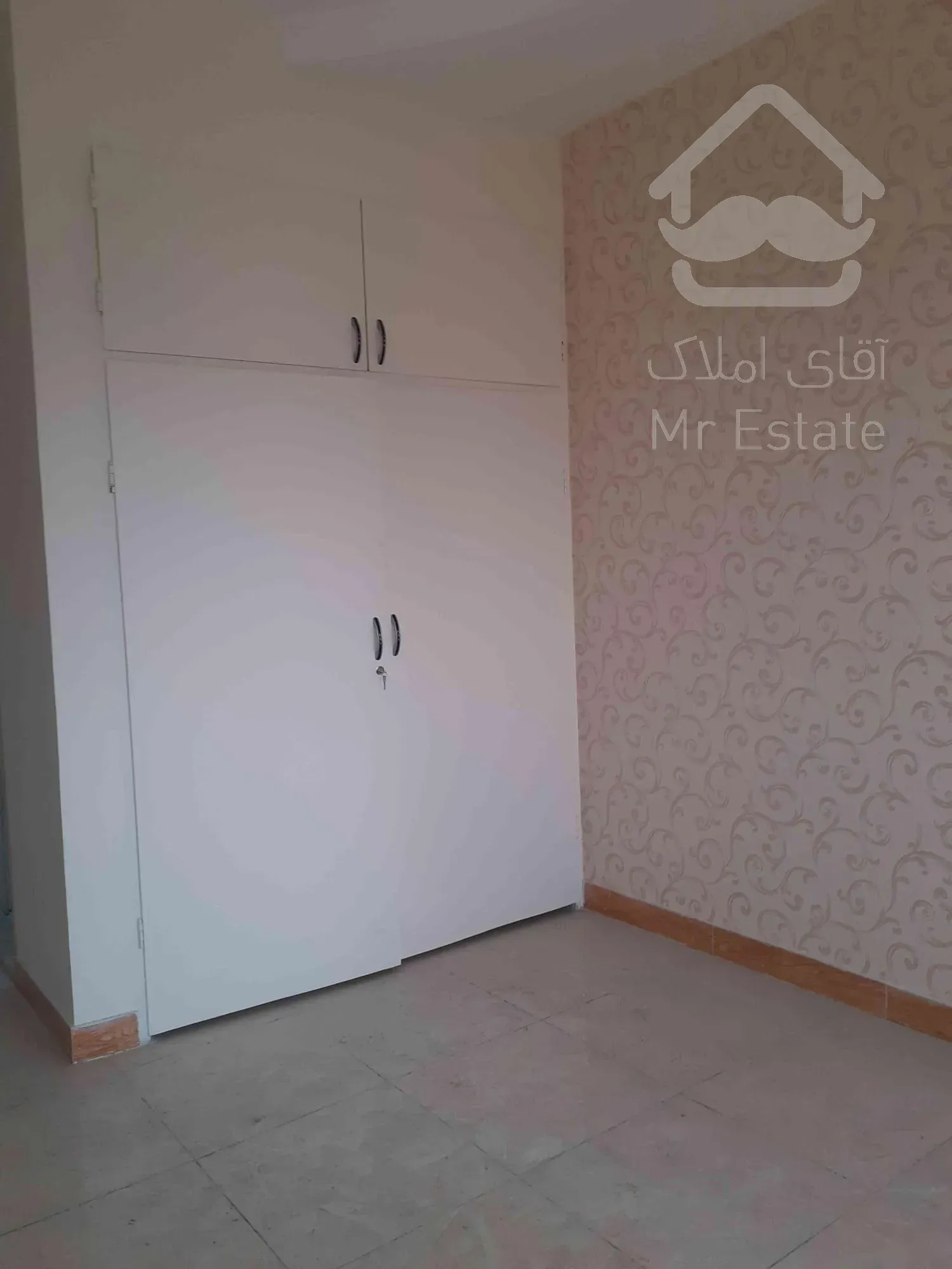 ۸۲متر فردوس شرق