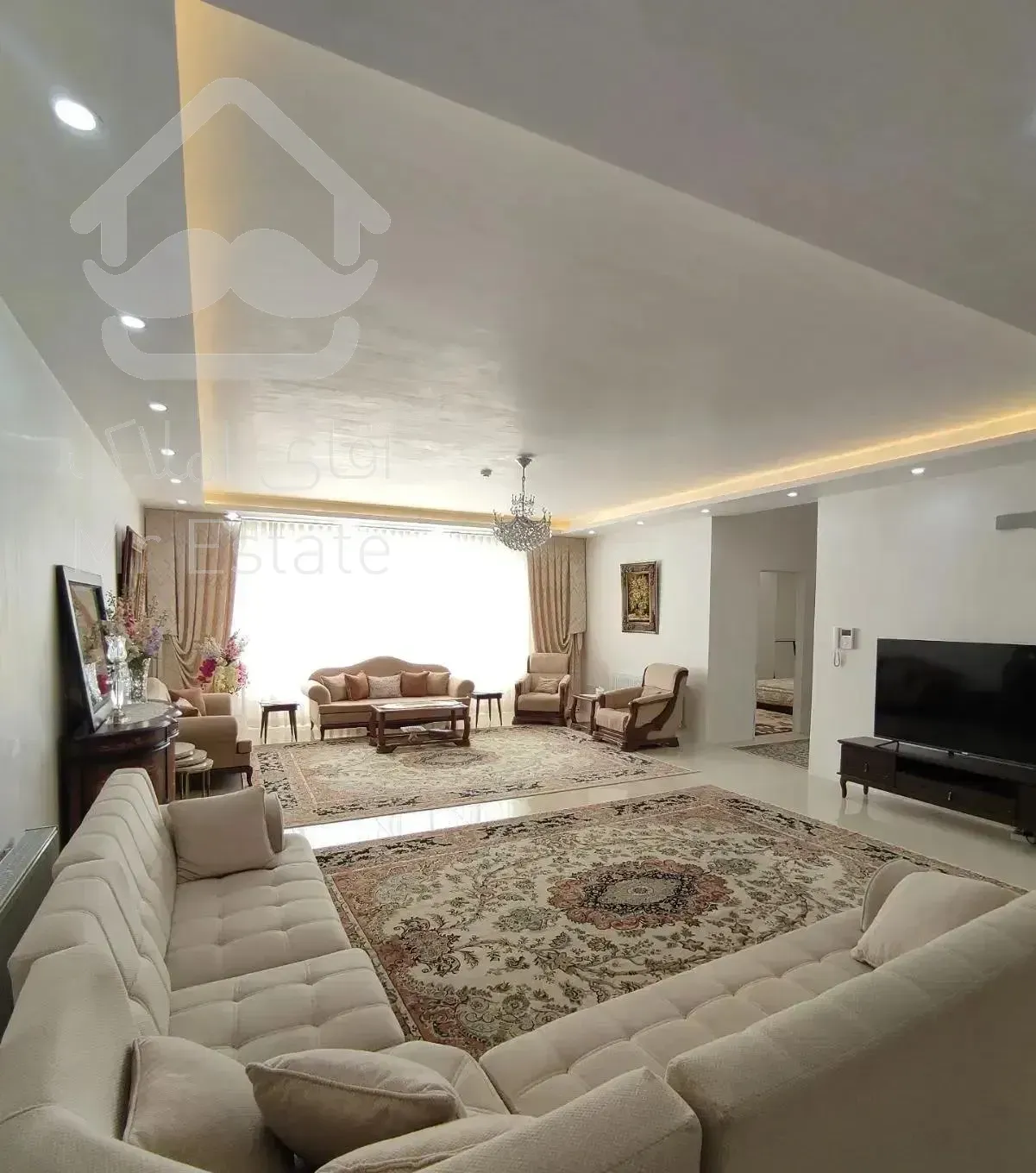 ۱۲۵ مــتر / ۱۰ واحــدی / سازمان شمالی / ۲ پارکینگ